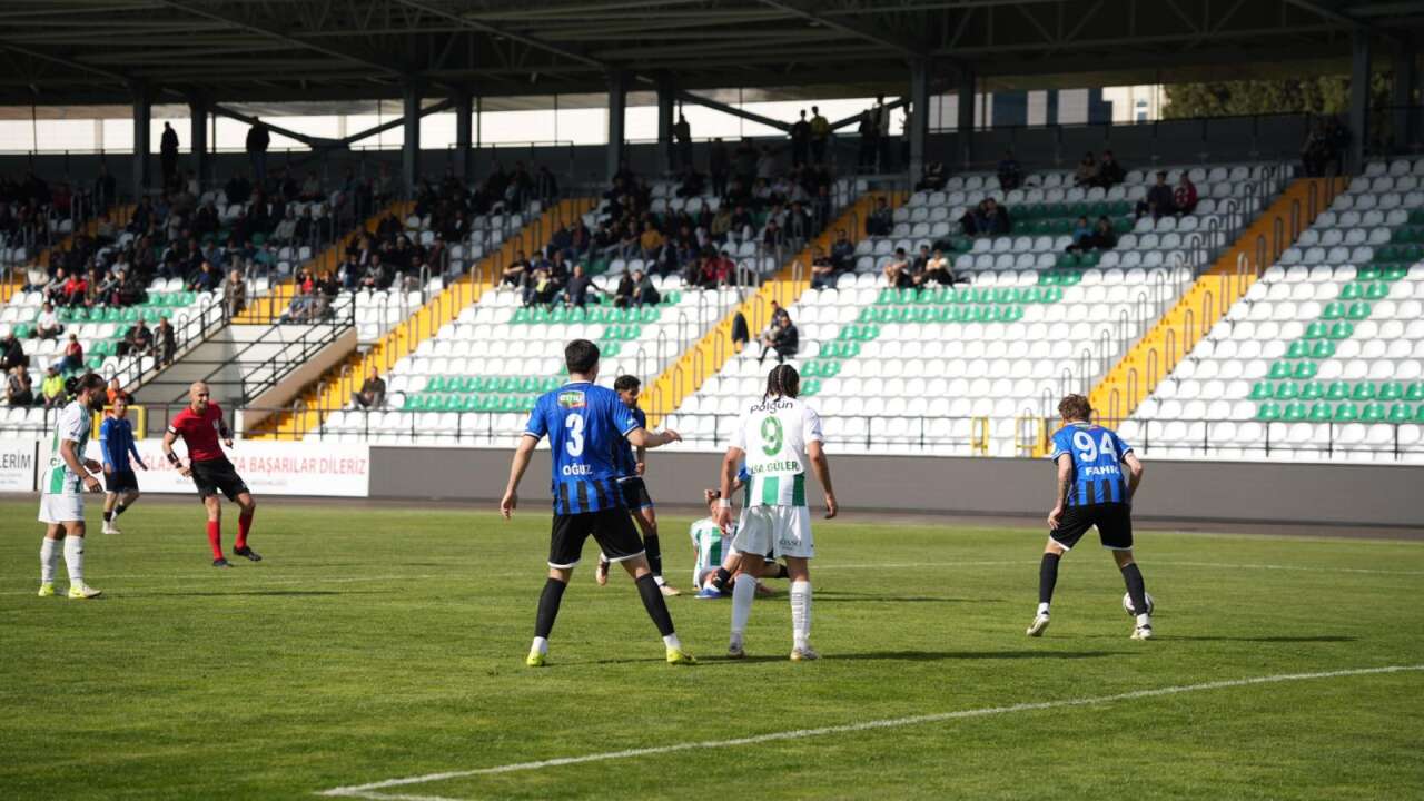 Muğlaspor İlk Yarıda Geride: Karacabey Belediyespor Deplasmanda Öne Geçti 4